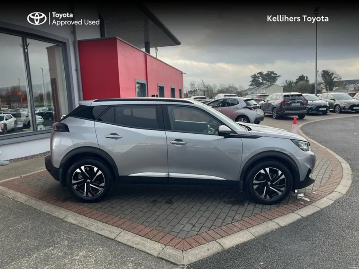 Peugeot 2008 ALLURE 1.2 100 4DR - Image 3