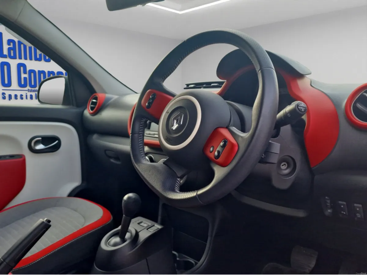Renault Twingo 1.0 AUTOMATIC **** LOW MILES **** A - Image 5