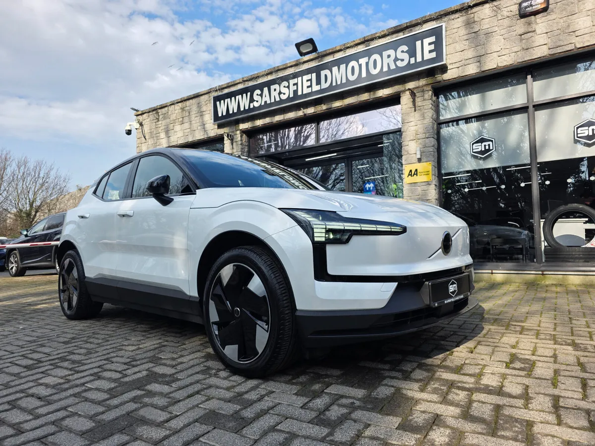2024 VOLVO EX30 PLUS EXTENDED RANGE. - Image 1