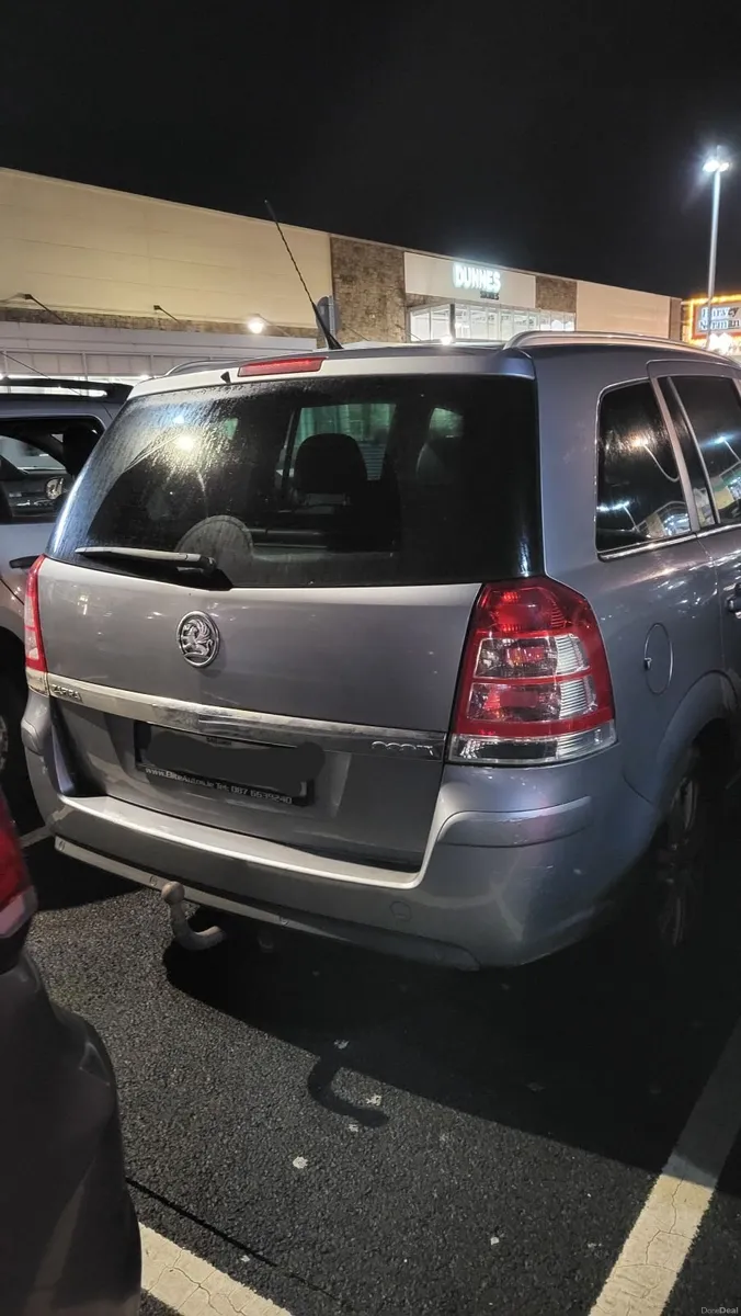Vauxhall Zafira 2011 - Image 2