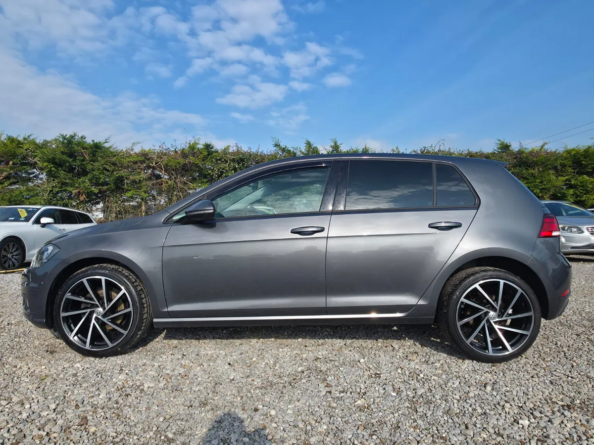 Volkswagen Golf 2018 - Image 2