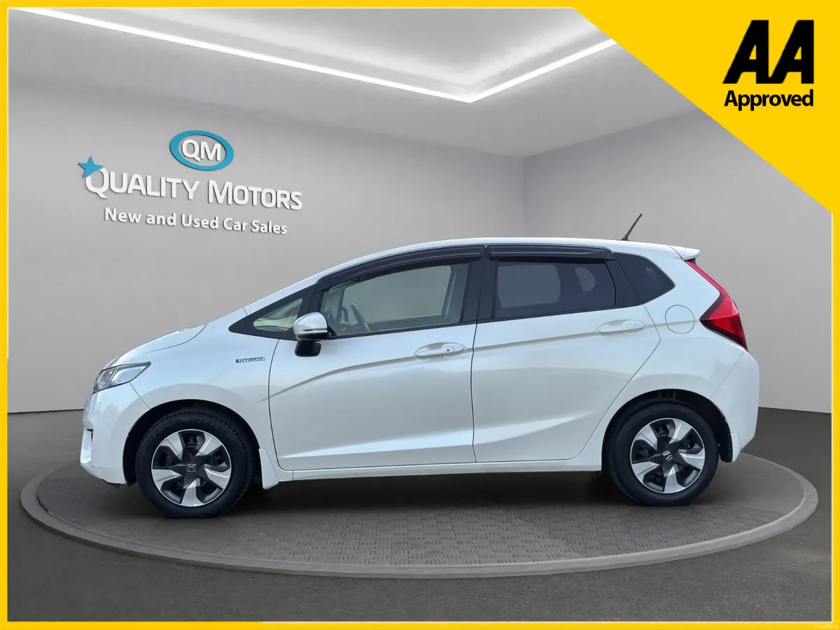 2016 Honda Fit Hybrid (S140) - Image 4