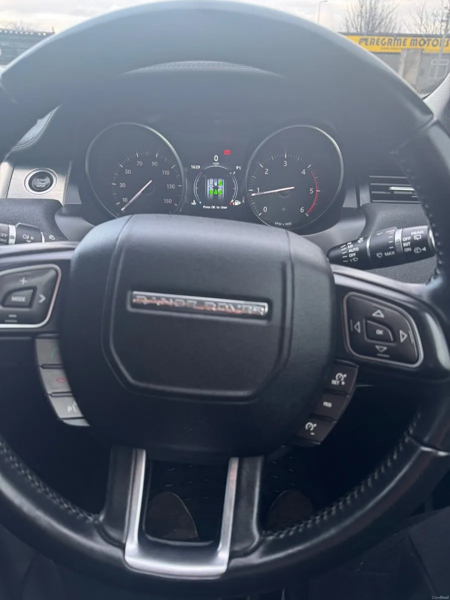 Land Rover Range Rover Evoque 2017 - Image 2