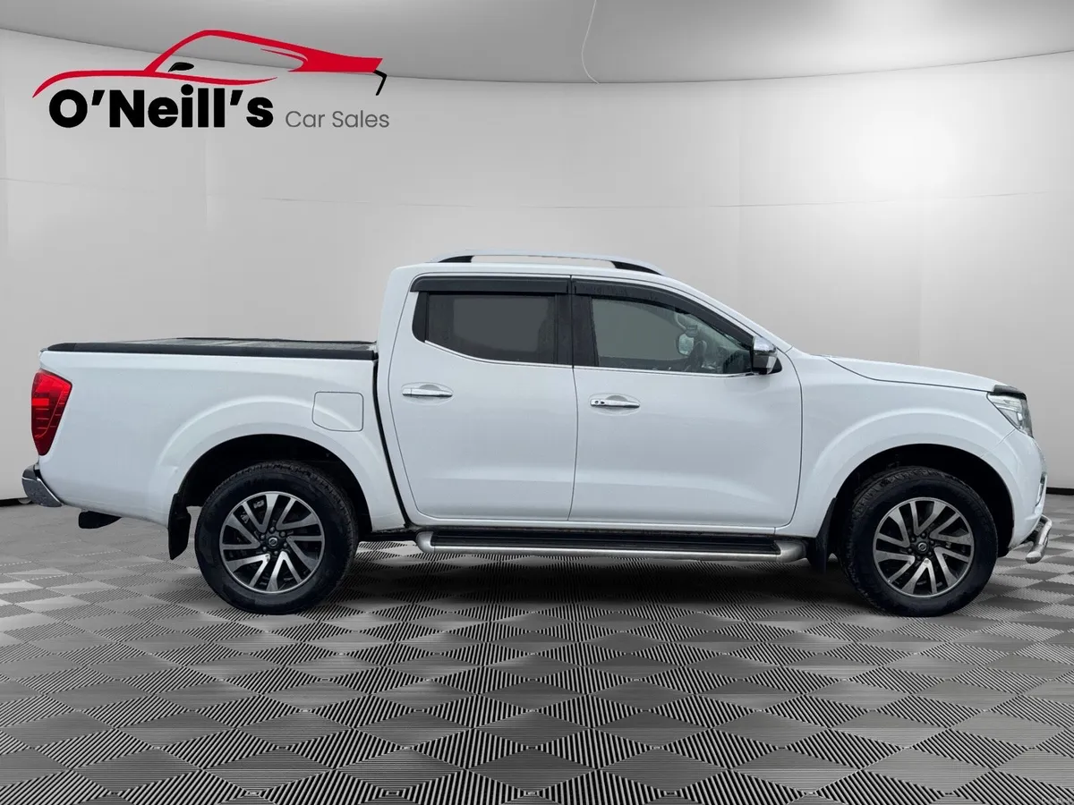 Nissan Navara 2018 *NO VAT* 2.3 DCI NP300 TEKNA - Image 2