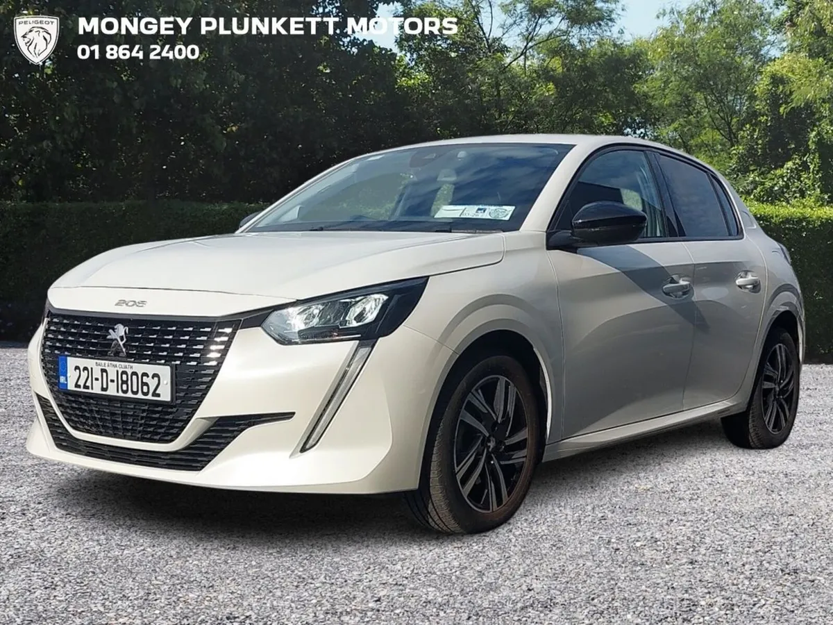 Peugeot 208 1.2 Allure SUPER LOW MILEAGE !!! - Image 3