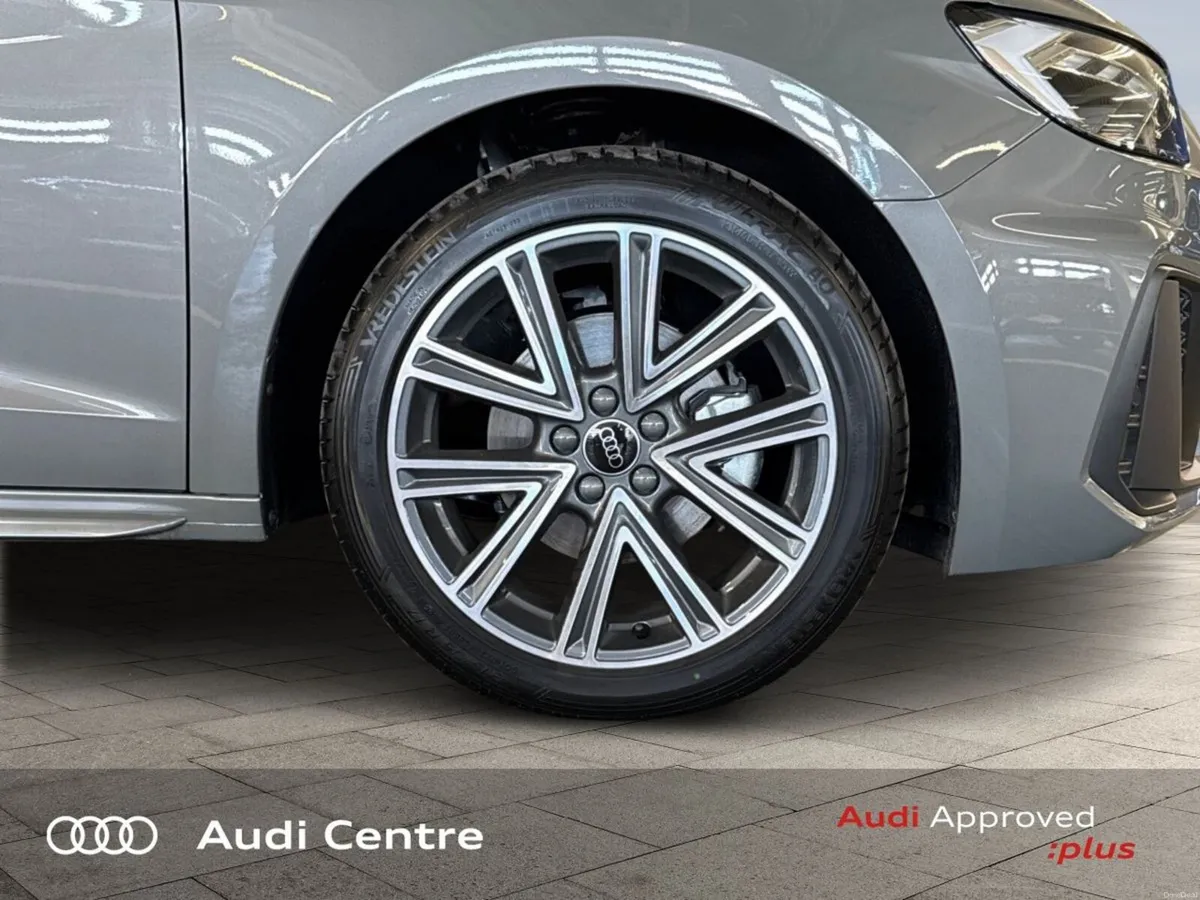 Audi A1 SB 30 TFSI 116HP S LINE - Image 3