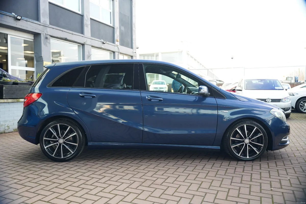 Mercedes-Benz B-Class 2012 - Image 3