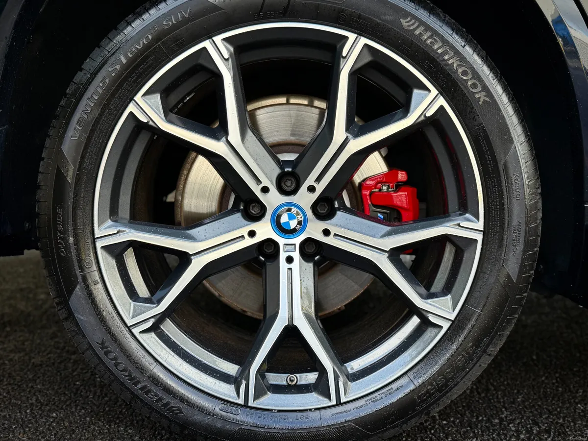 BMW X5 2022 45E M SPORT *21" WHEELS* - Image 3