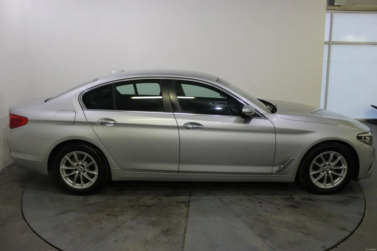 BMW 5-Series 520d SE Auto G30 - TENDER 34 - Image 3