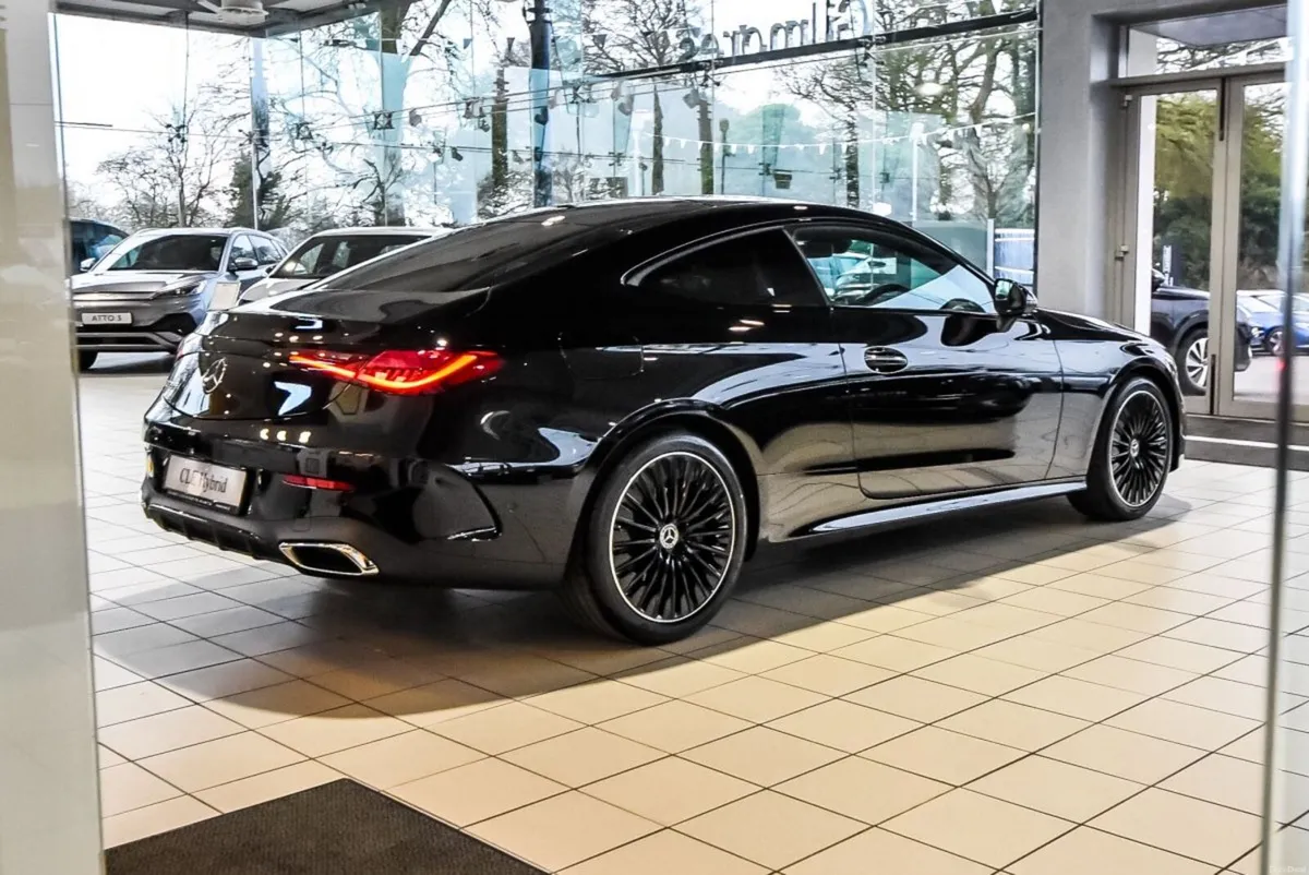 Mercedes-Benz CLE 220d Coupe Plus  Night Package N - Image 4