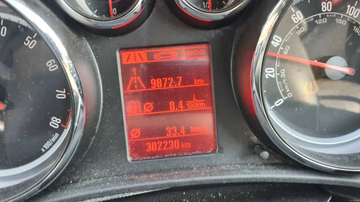 Opel Astra GTC. Quick sale! BARGAIN! - Image 1