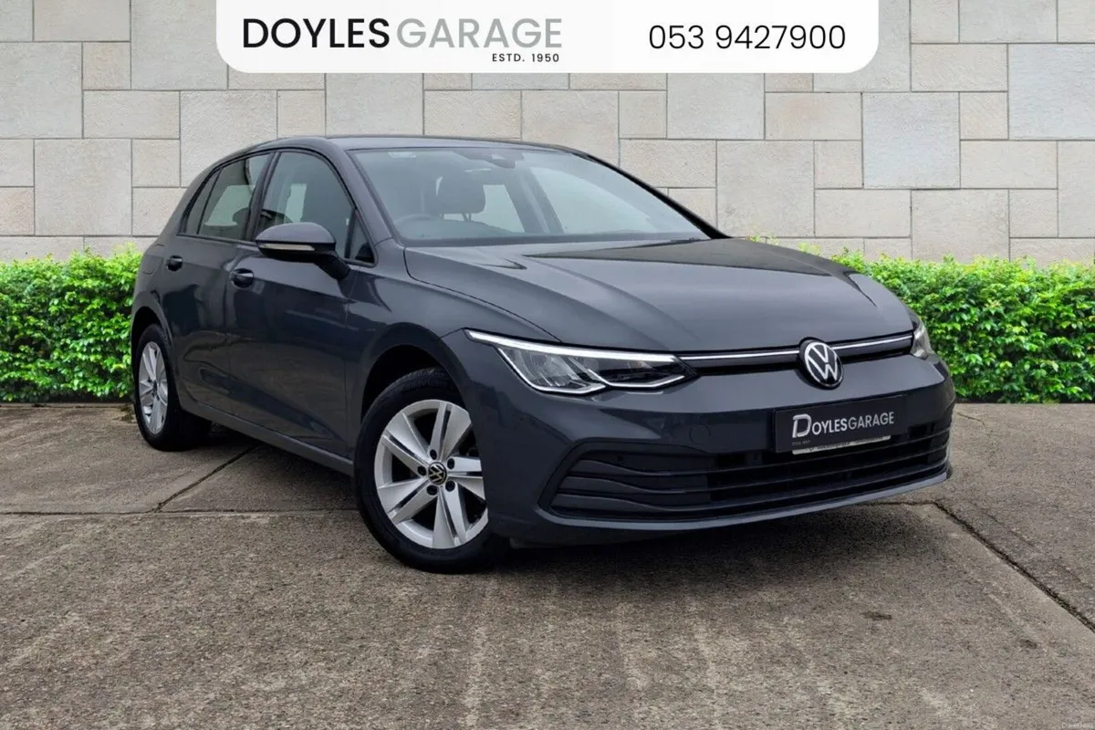 Volkswagen Golf Life 1.0 TSi Petrol 110bhp - Image 1