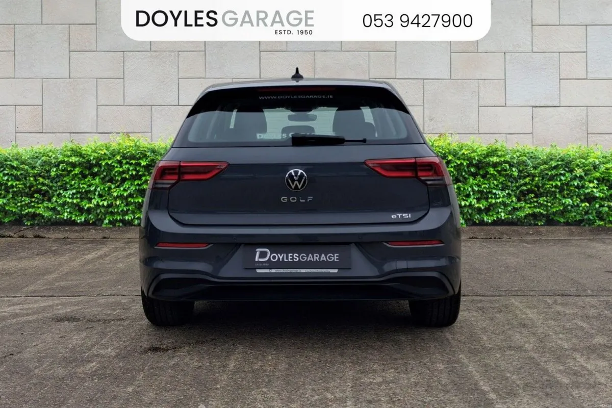 Volkswagen Golf Life 1.0 TSi Petrol 110bhp - Image 3