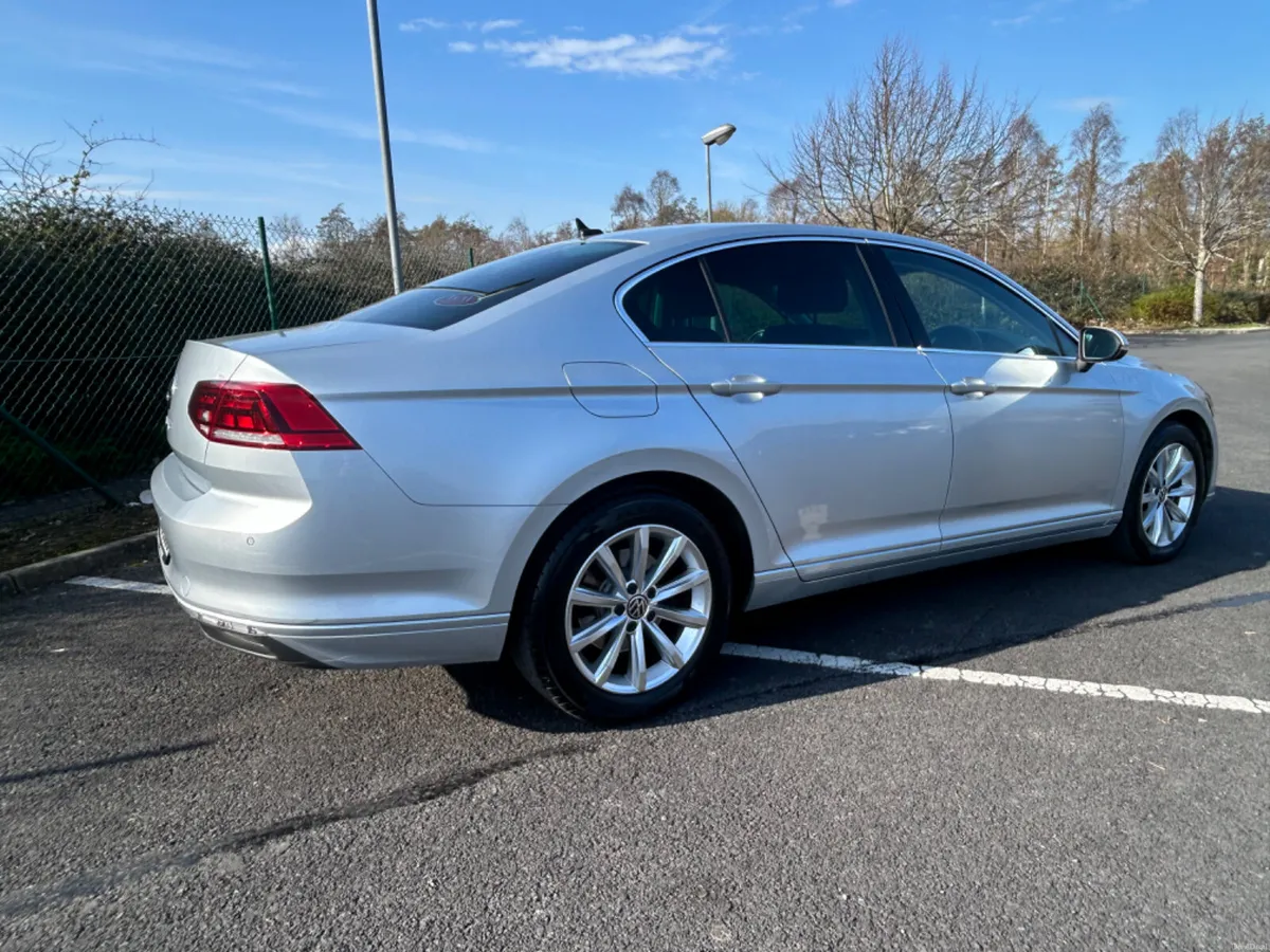 2022 VOLKSWAGEN PASSAT 2.0 TDI  AUTO BUSINESS ED - Image 3