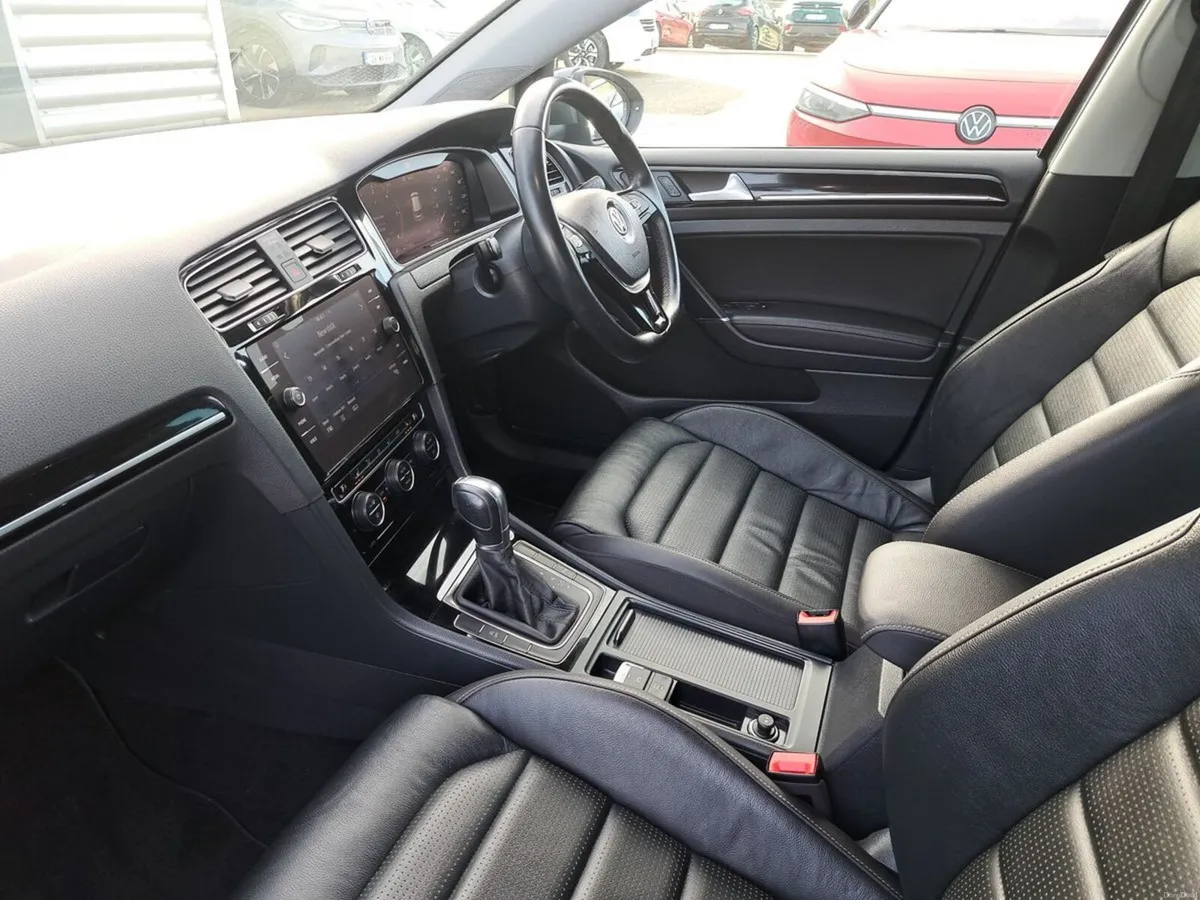 Volkswagen Golf R-Line 2.0 TDI 150HP DSG - Image 3