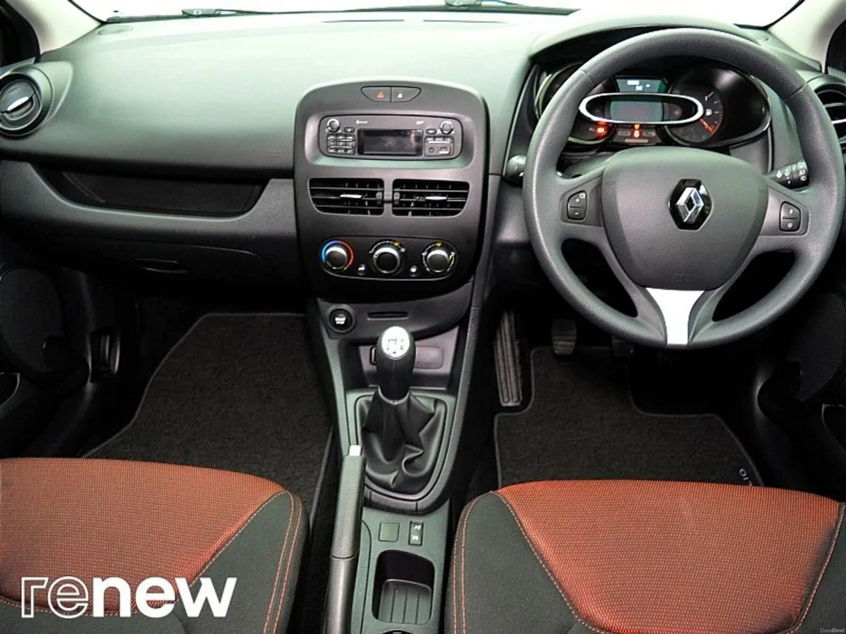 Renault Clio 1.2 16V 75 EXPRESSION - Image 2