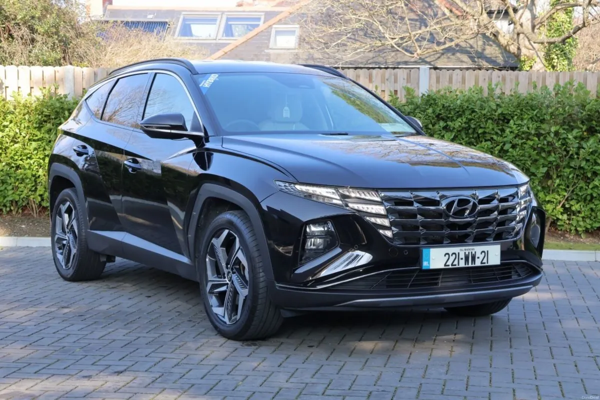 Hyundai Tucson 2WD Executive Plus HEV Auto, Grey L - Image 4