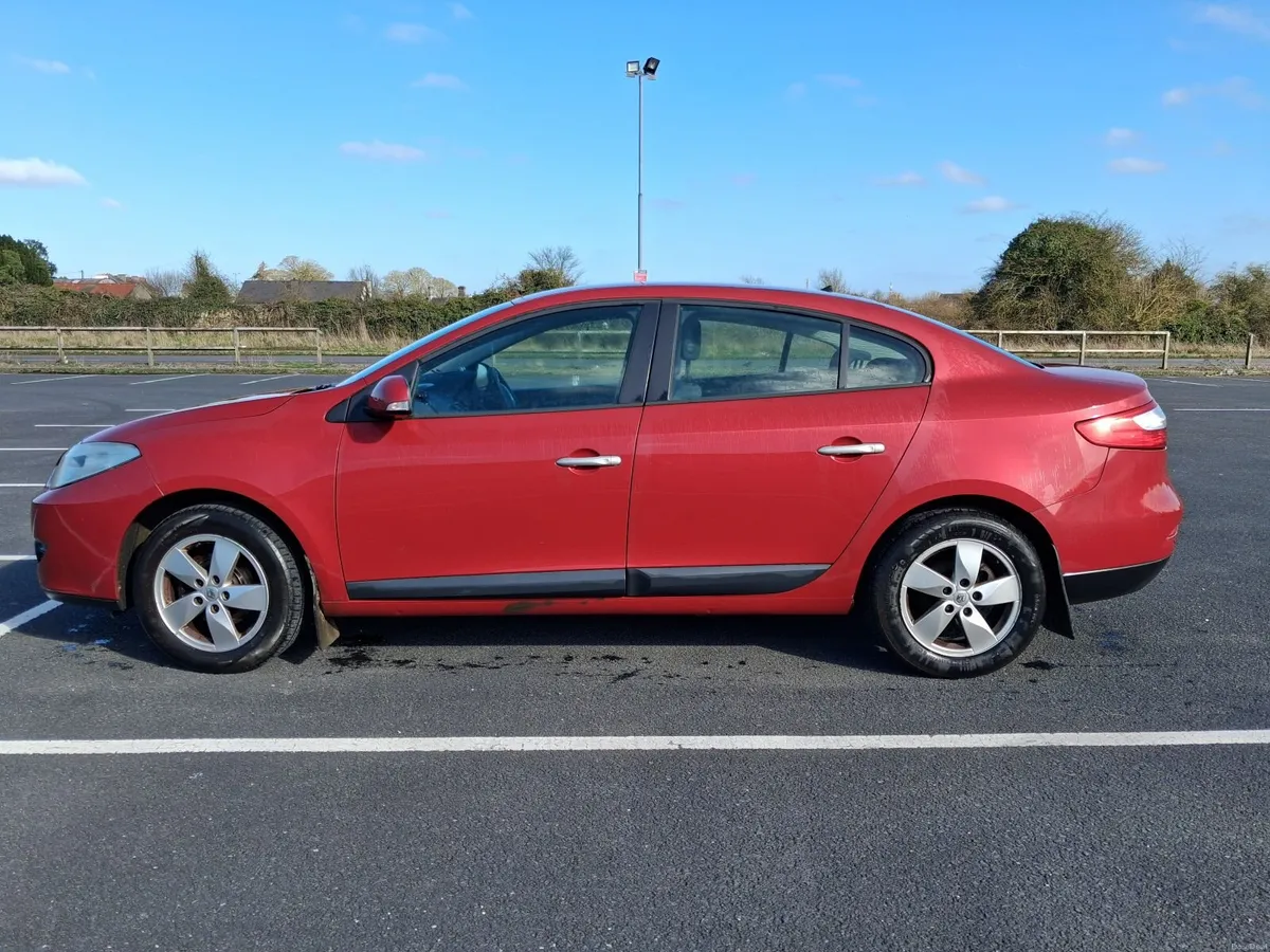 Renault Fluence 2011 - Image 3