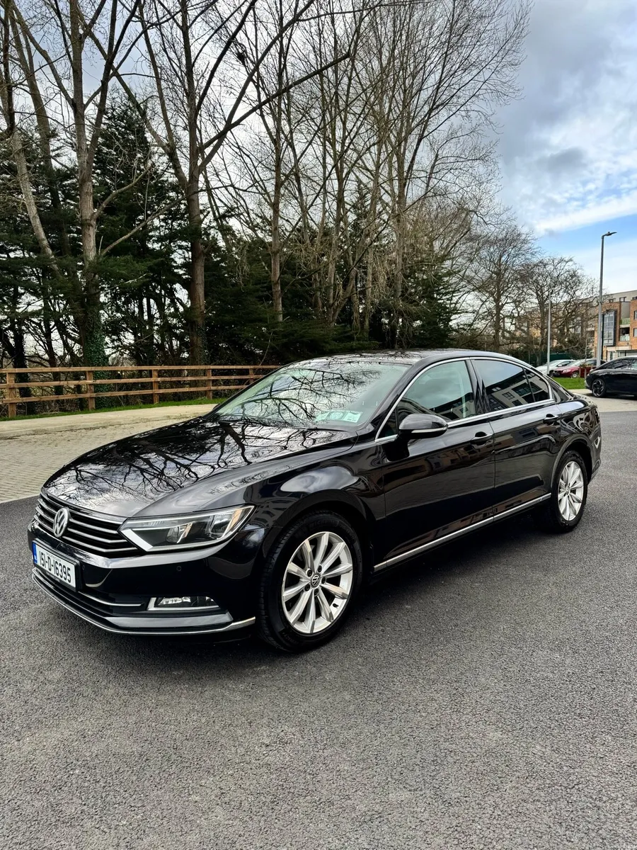 Volkswagen Passat Highline - Image 1