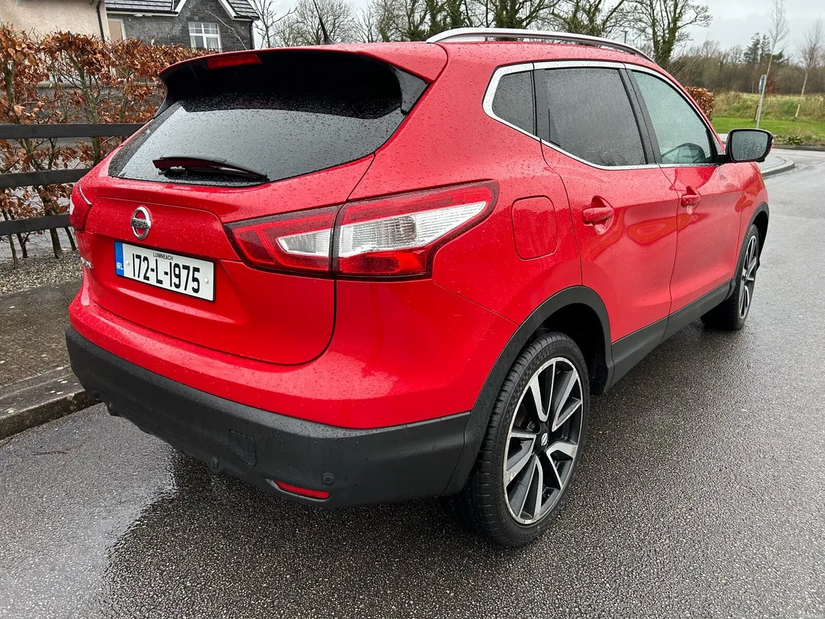 Nissan Qashqai 2017 NCT 07/27 - Image 4