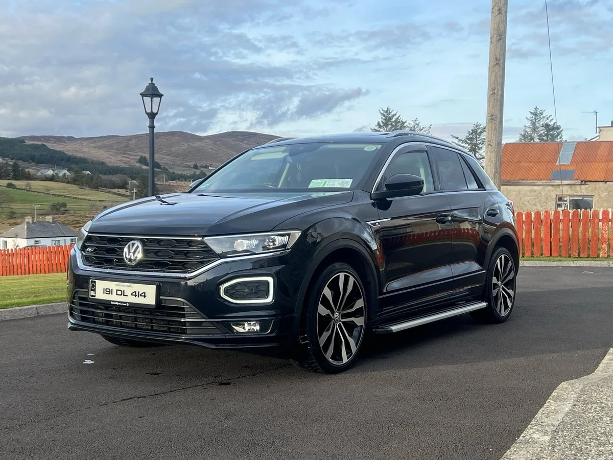 Volkswagen T-Roc R Line - Image 1