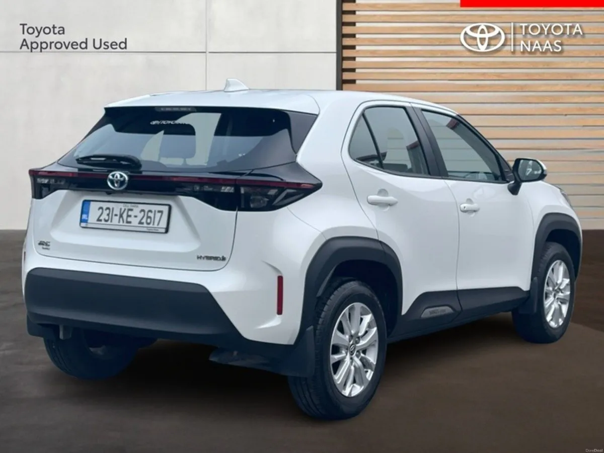 Toyota Yaris Cross CROSS LUNA - Image 2