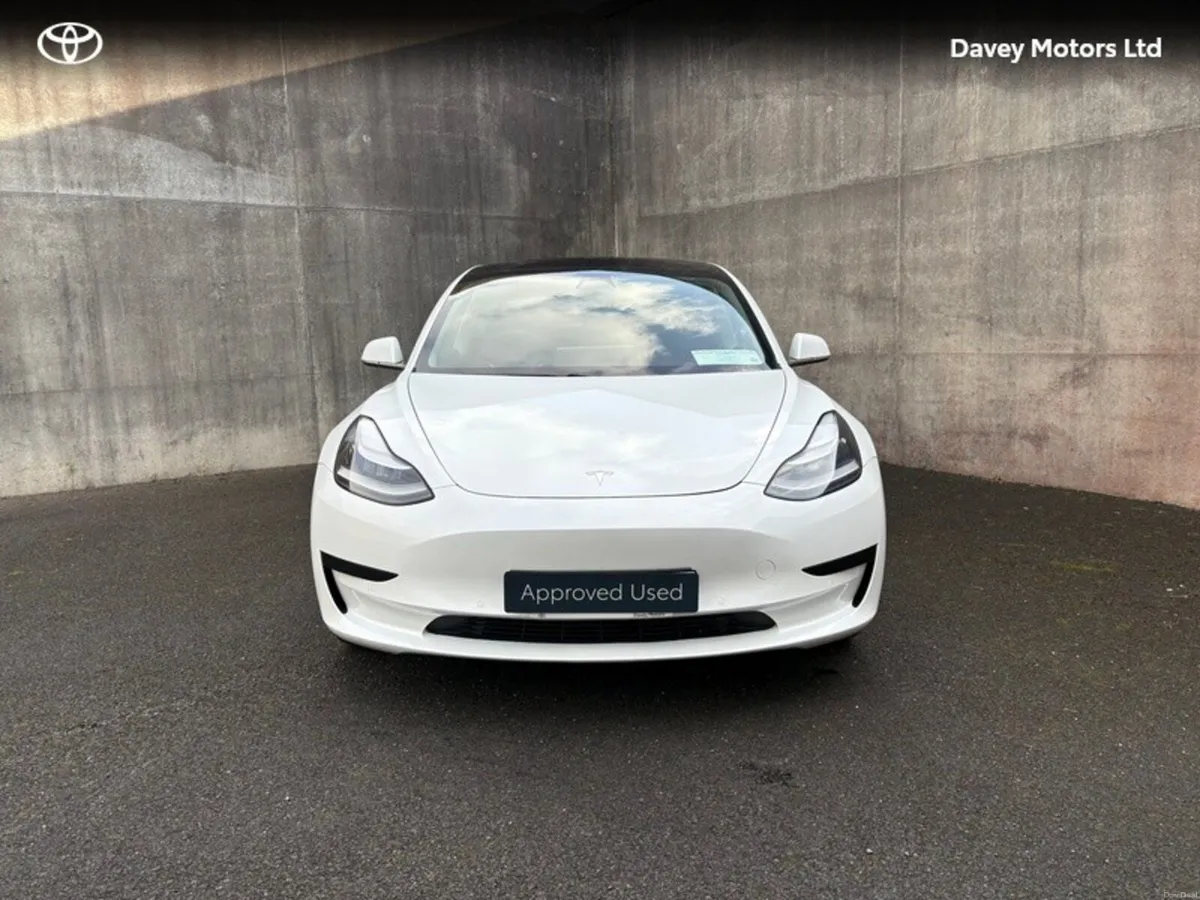 Tesla Model 3 M3SRBB1T1 4DR AUTO - Image 4
