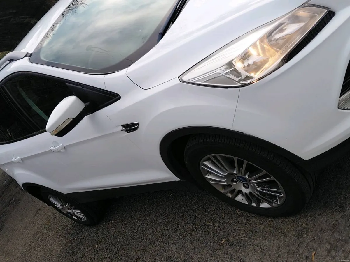 141 Ford kuga four wheel drive 4 x 4 - Image 4