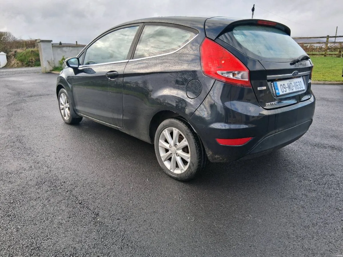 Ford fiesta 1.4 diesel nct and taxed - Image 4