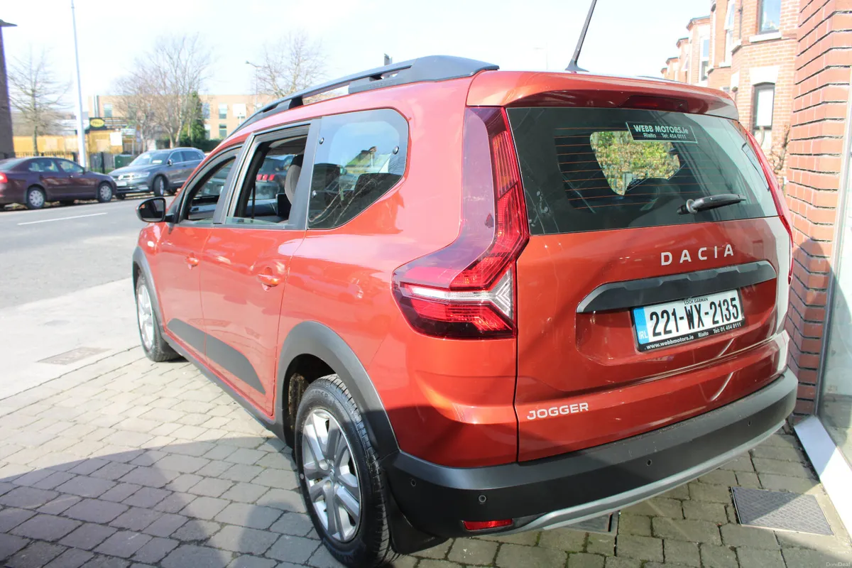 Dacia Jogger 7 SEAT 1.0 COMFORT *1 OWNER*2022 - Image 4