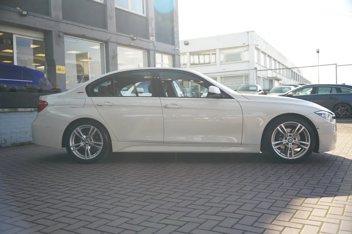 330E M-SPORT PLUS EDITION 4DR SALOON AUTO - Image 3