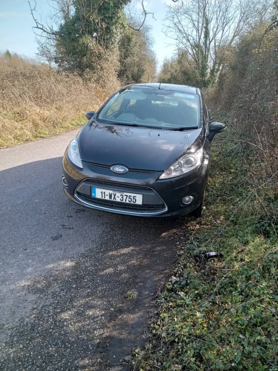 2011 Ford Fiesta - Image 1