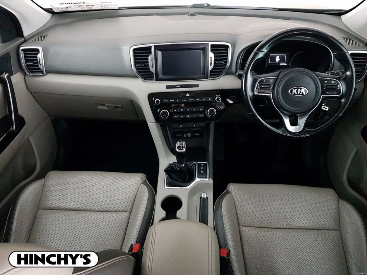 Kia Sportage 1.7 PLATINUM - Image 2