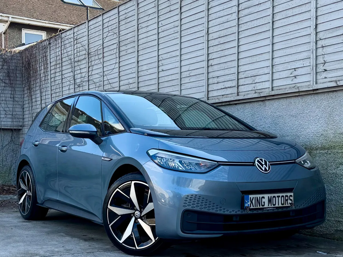VOLKSWAGEN ID.3 2023 LIFE PRO PERFORMANCE / 58 KWH - Image 1