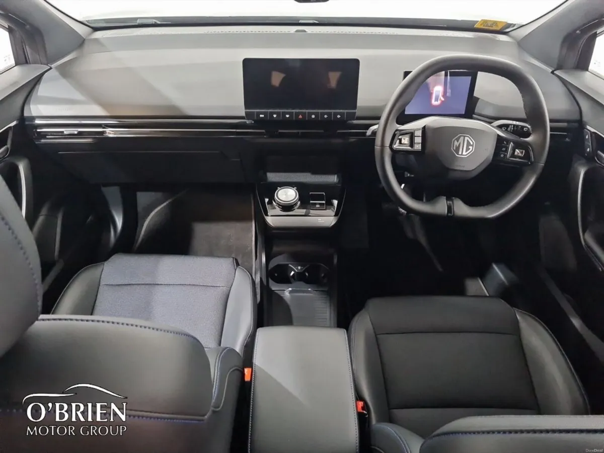 MG MG4 MG4 LR Exclusive - Image 2