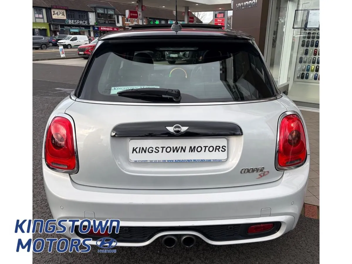 Mini Cooper 2.0 D SD 5DR - Image 4