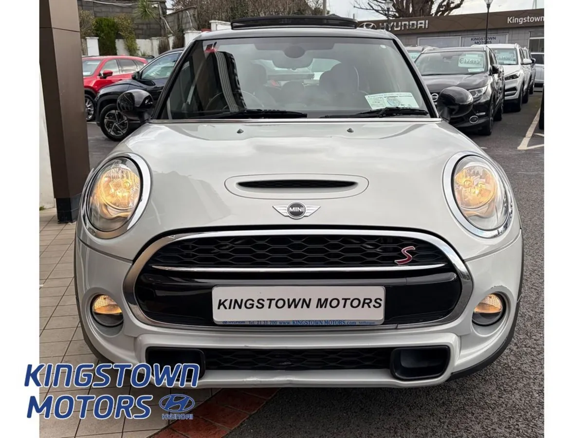 Mini Cooper 2.0 D SD 5DR - Image 2