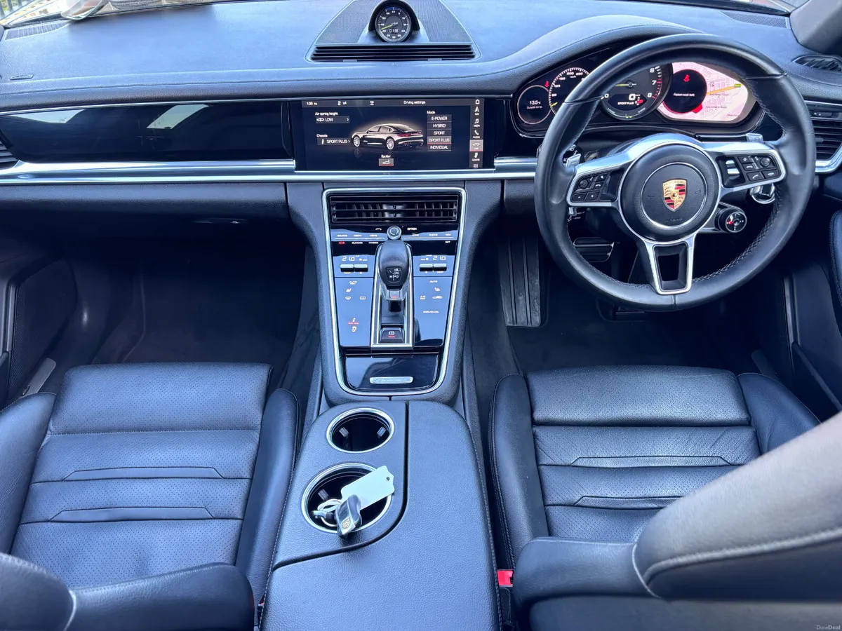 PORSCHE PANAMERA E-HYBRID HYB SPORT  HIGH SPEC - Image 3