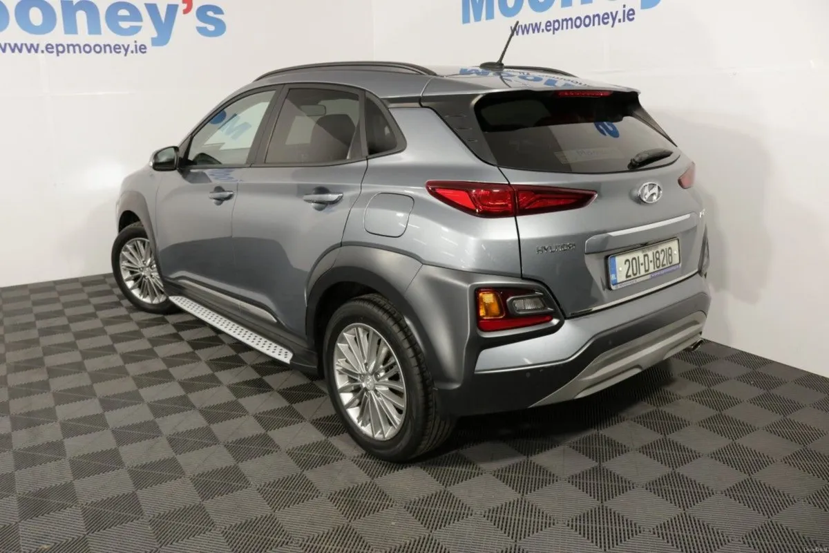 Hyundai KONA EXECUTIVE 1.0L PETROL COMPACT SUV - Image 4