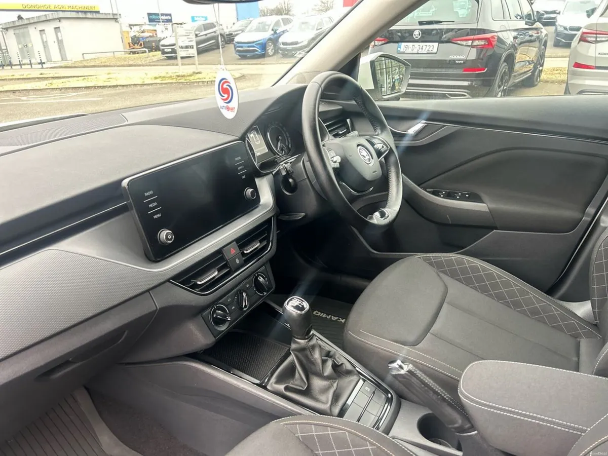 Skoda Kamiq Ambition 1.0TSI 110HP - Image 2