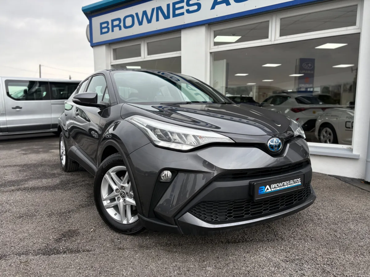 2023 Toyota C-HR Low Mileage - Image 4