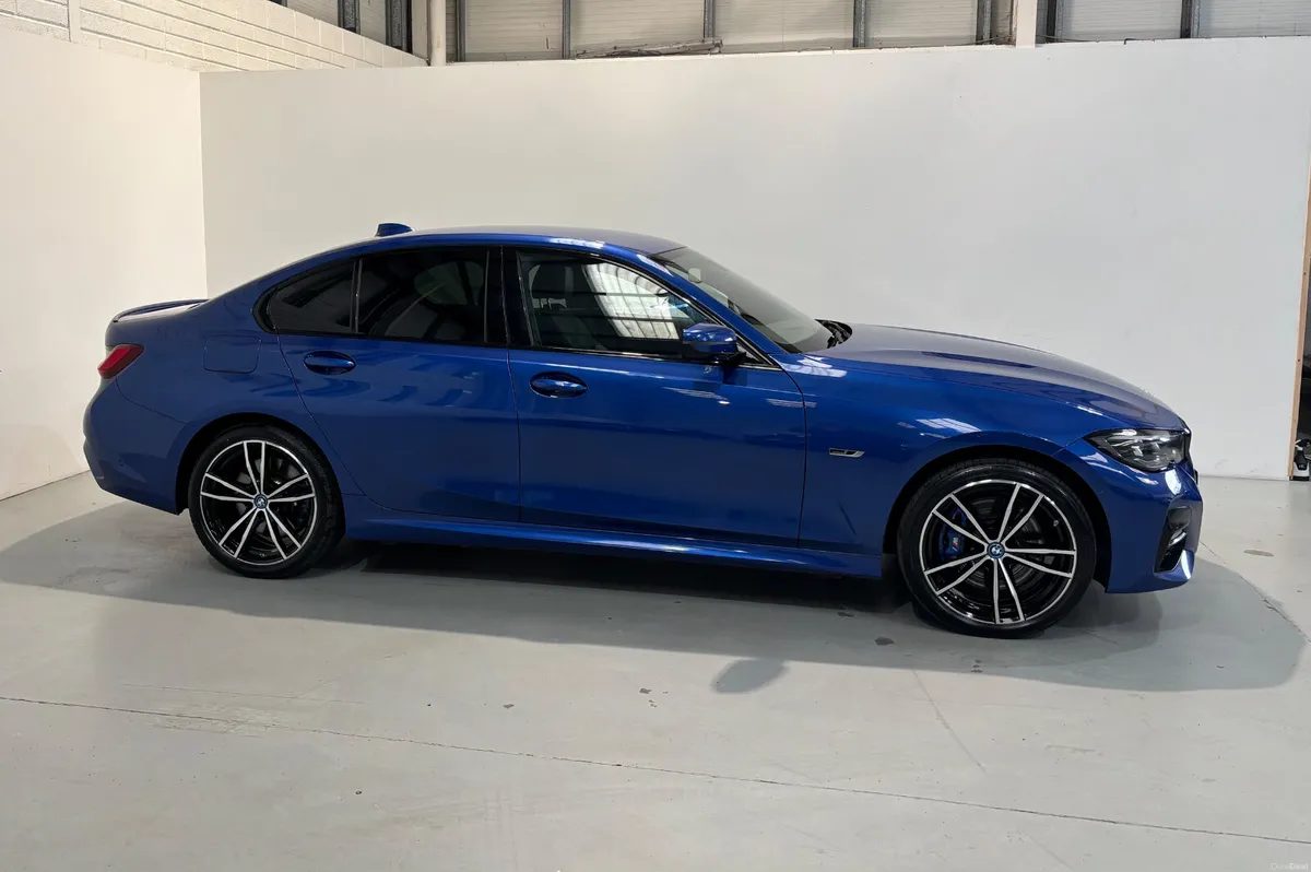 BMW 3 Series M Sport Pro - Image 2