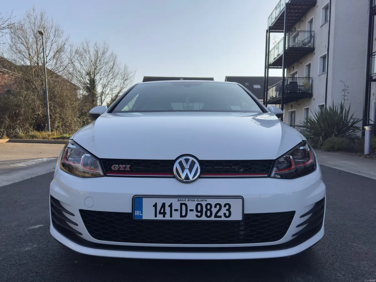 Volkswagen Golf GTI-P 230BHP AUTO - Image 2