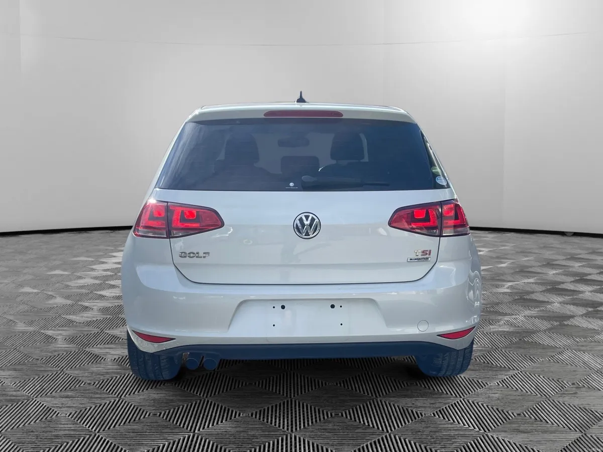 VW GOLF HIGHLINE DSG - Image 4