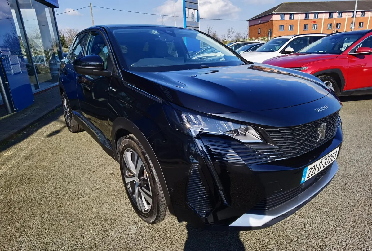 PEUGEOT 3008 1.6 ALLURE AUTOMATIC PHEV - Image 3