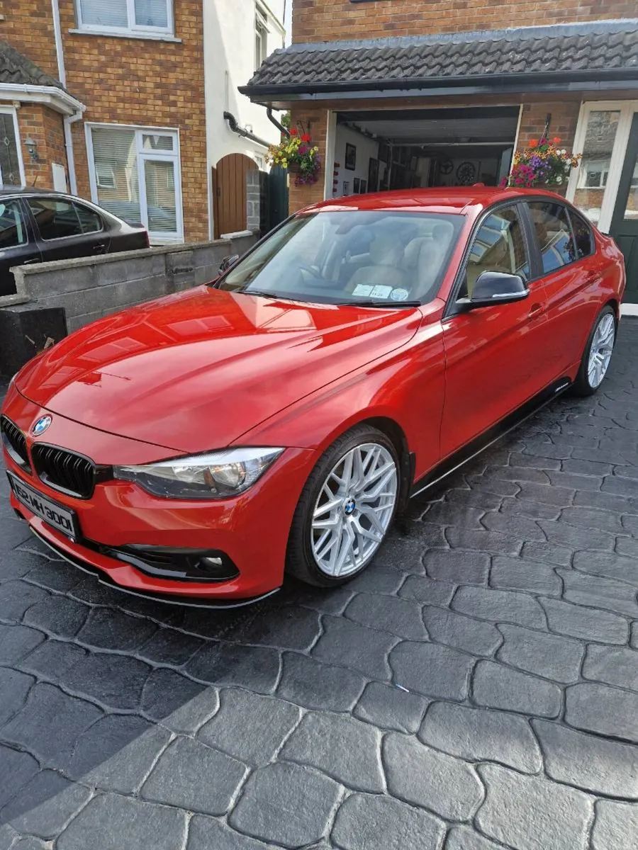 BMW 320D - Image 1