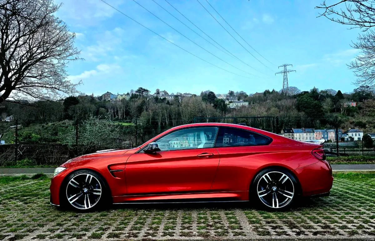 BMW M4 - Image 3