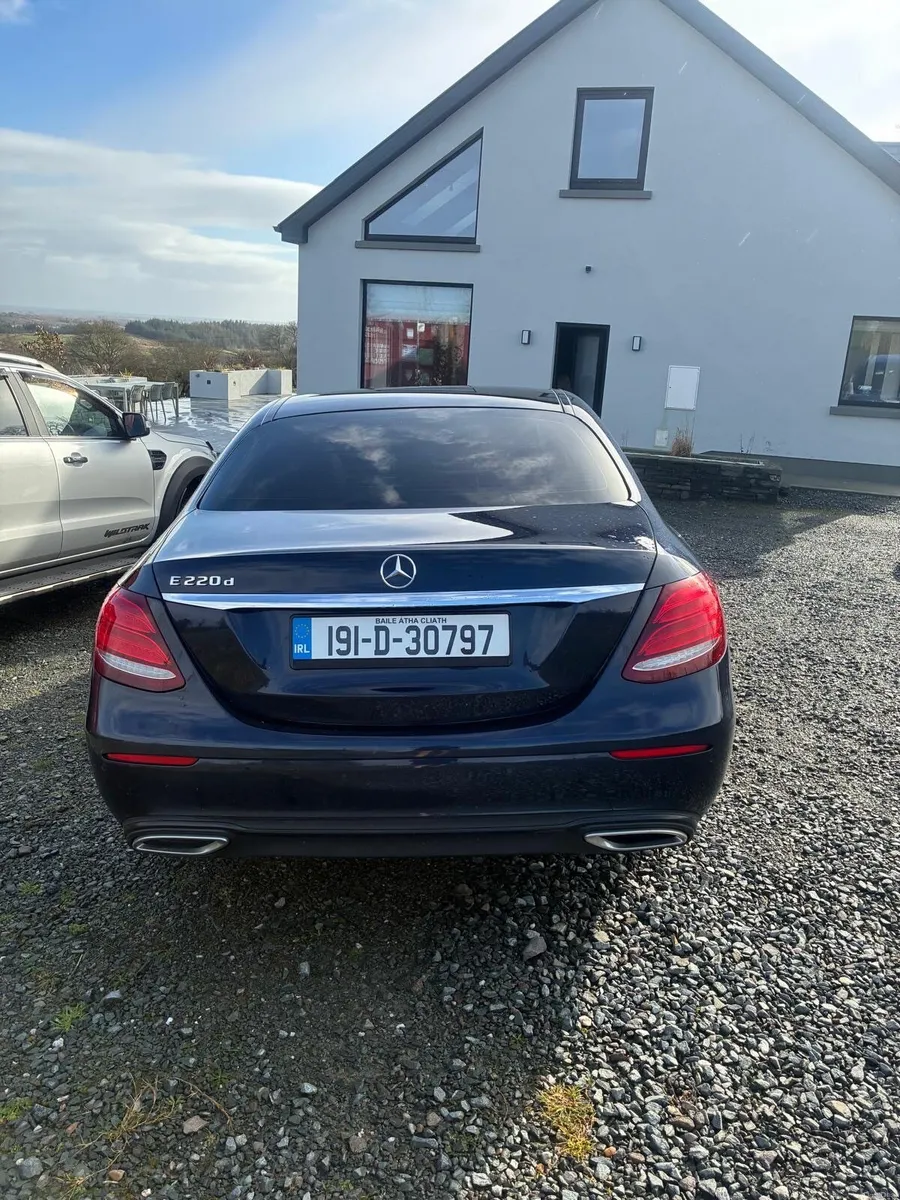 Mercedes-Benz E-Class 2019 - Image 1