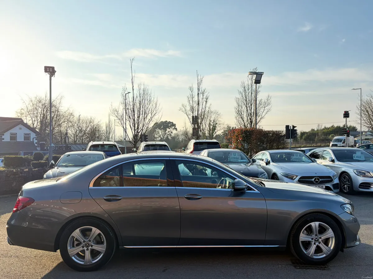 171 Mercedes-Benz E220D SE *New Model* Low Kils - Image 4