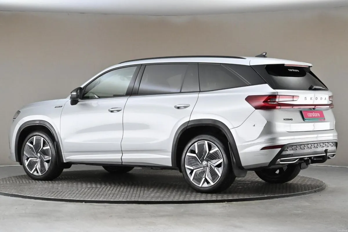 Skoda Kodiaq 2.0TDI DSG SPORTLINE 150HP 7SEATS **E - Image 6